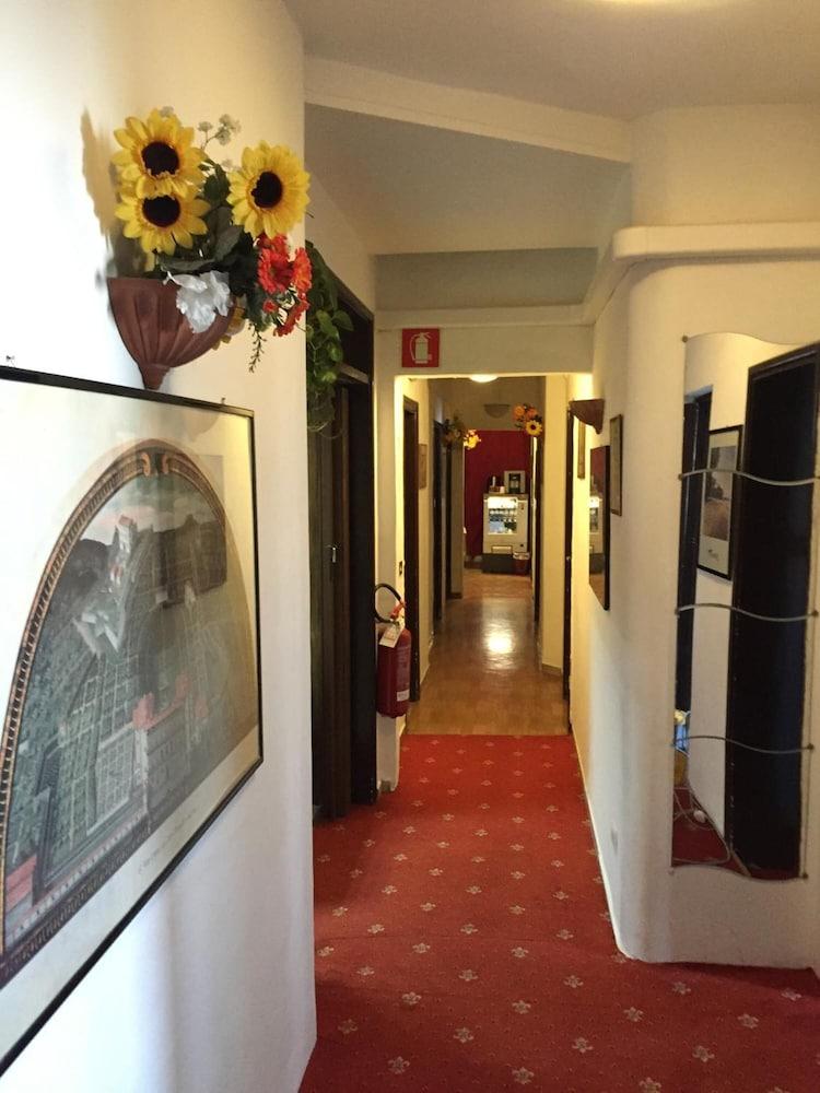 Hotel Aline Florencia Exterior foto